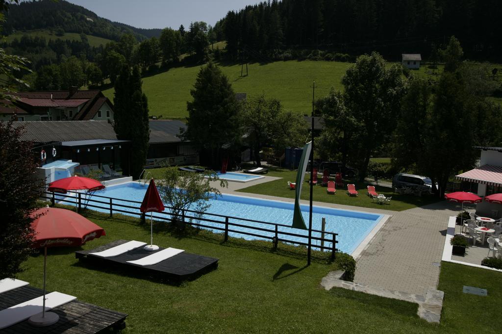 Pension Schweiger Gasen Екстер'єр фото